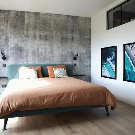 Apartman Peaceful Modern 2 Bedroom Penthouse With View *