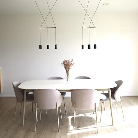 Apartman Peaceful Modern 2 Bedroom Penthouse With View